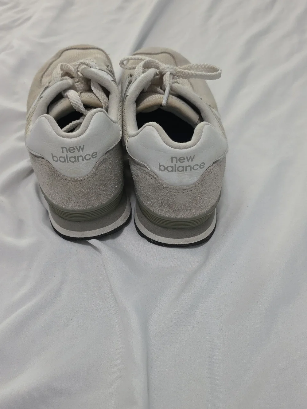 💥5 For $20 New Balance White & Light Gray Sneakers